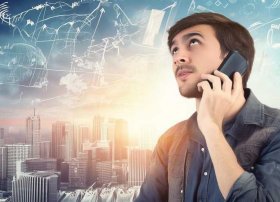 白手起家的创业故事在线收听（白手起家真实创业案例故事）