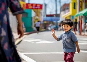 文明礼让的儿童小故事 文明礼仪短篇小故事,越短越好