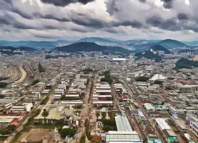 牛郎织女的传说故事（概括牛郎织女的故事50字以内!）