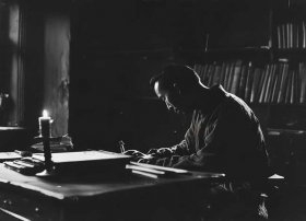 头发的故事原文、鲁迅作品头发的故事简介