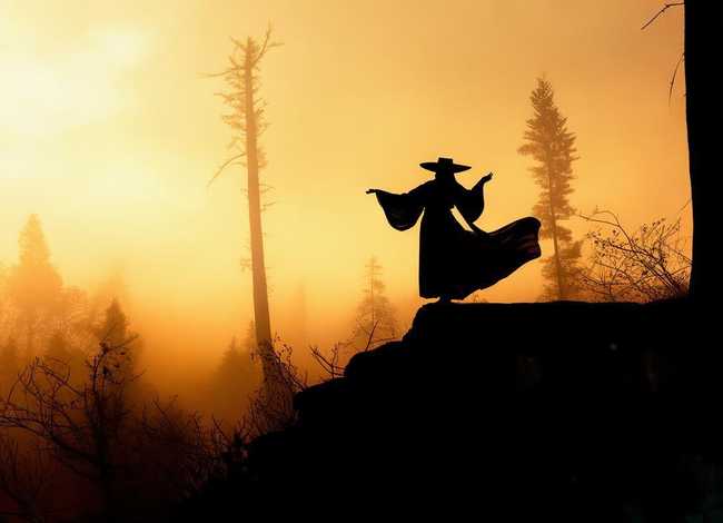 捕风捉影故事视频；捕风捉影成语故事赏析