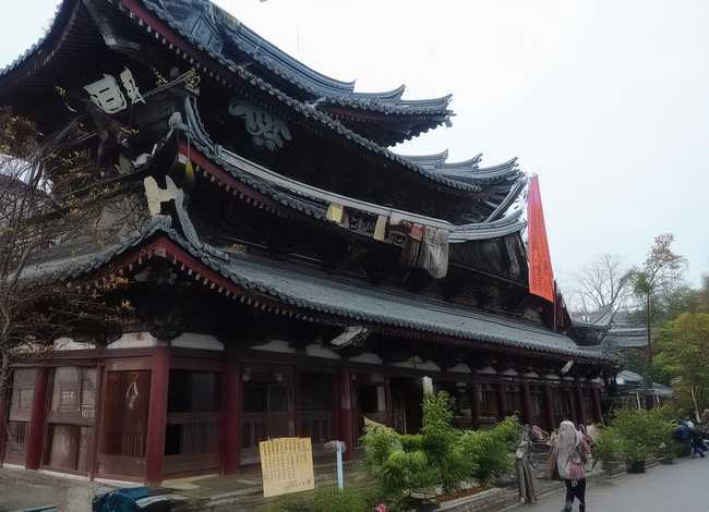 借东风故事概况，借东风故事情节概括 50字