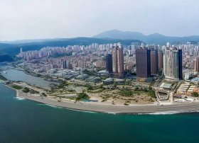 88岁吴奶奶的故事 爱情图片故事(越南这对夫妻的爱情故事)