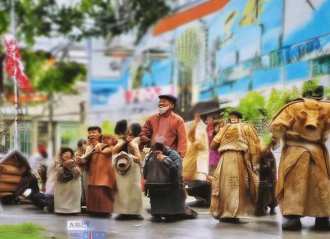 编一个故事200字，关于西游记中的一个人物,编一个故事(不少于200字)