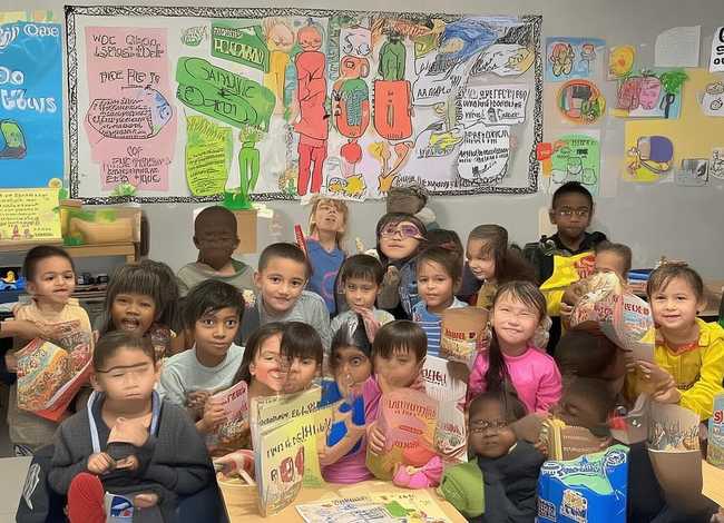 小朋友法律故事会；学校法制宣传周活动总结