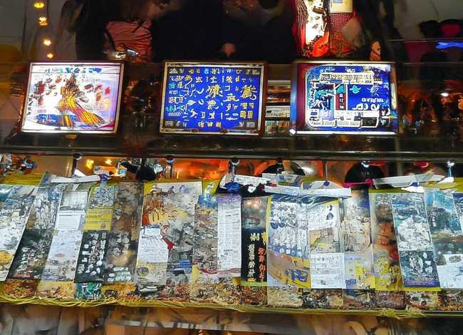 历史故事150字 - 岳飞精忠报国的故事简介(150字) 历史故事150字 - 岳飞精忠报国的故事简介(150字)