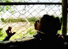 邯郸学步的儿童故事，邯郸学步的故事,要100字左右,急求!!!