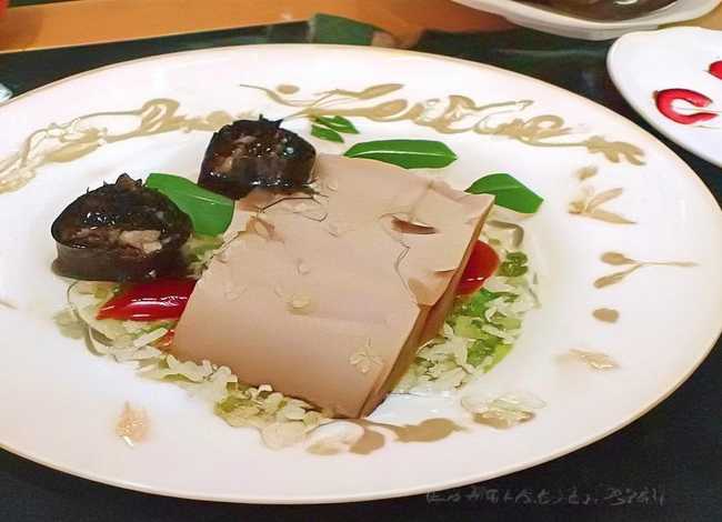 小猪和小兔的故事，小兔喊小猪起床的故事50字