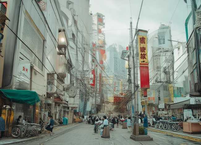 300字民间故事有哪些（要一个民间故事,200~300字左右）