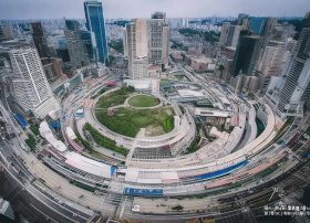 母鸡下蛋幼儿故事，帮母鸡下蛋100字概括