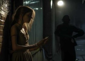 女孩为了钱不要自己的尊严的故事，为什么有些女的,为了钱连自己的尊严都不