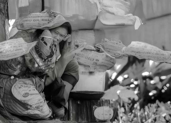 儿童除夕夜年兽的故事；年兽的故事,要100字以内的