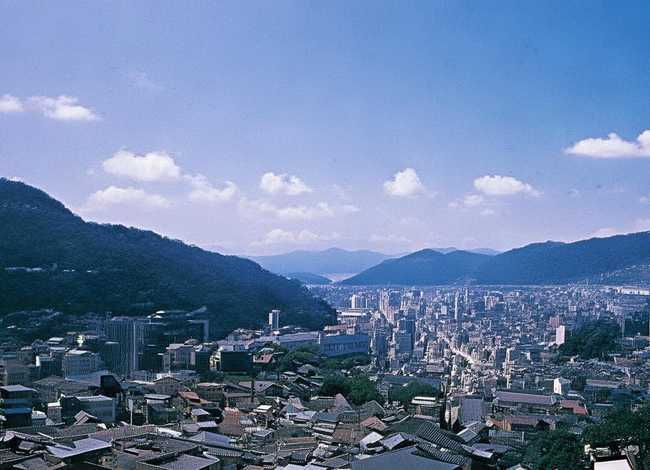 牛郎织女的传说故事（概括牛郎织女的故事50字以内!）