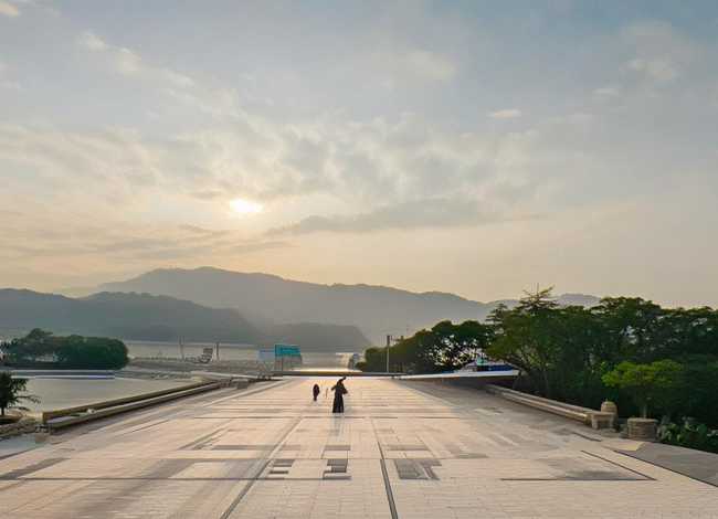 乡村有关的故事（写一个有趣的乡村故事150到200字）