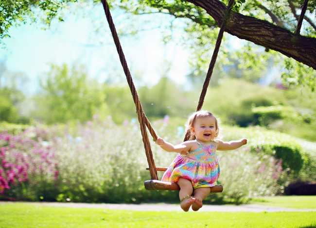 儿童荡秋千的美句（孟谷的儿童诗荡秋千）