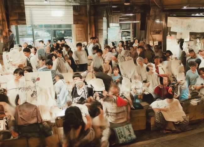 二战儿童故事书（窗边的小豆豆每一个故事读书笔记200字数限制）