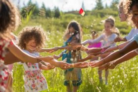 儿童团结友爱诗歌大全 团结友爱的诗歌或儿歌