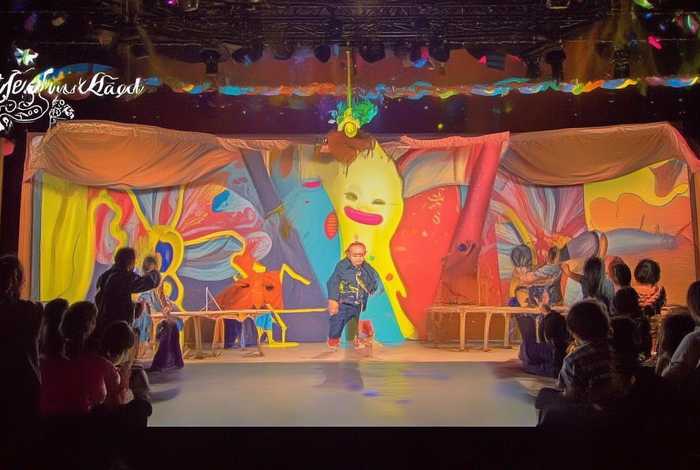 儿歌小铁头表演视频、儿歌小铁头表演视频完整版