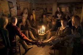 《团员》故事（《团员》故事简介）