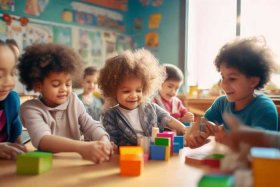 儿童互帮互助故事 - 互帮互助幼儿故事