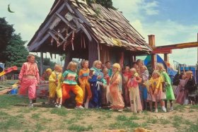 30年前的儿童故事；30年前的儿童节图片