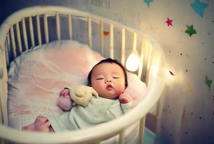 儿童故事睡觉的乖宝宝、小宝宝乖乖睡觉的故事