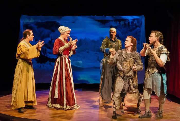 5人故事表演剧本（5人故事表演剧本怎么写）