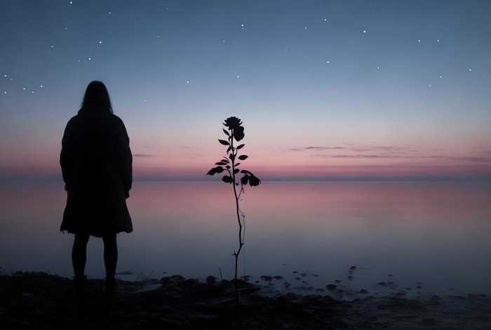 悲情短篇小故事；悲情短篇小故事100字