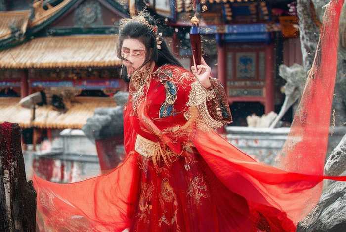 刀马旦讲的谁、刀马旦讲的是什么故事