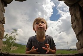 编故事怎么编？；坐井观天编故事怎么编