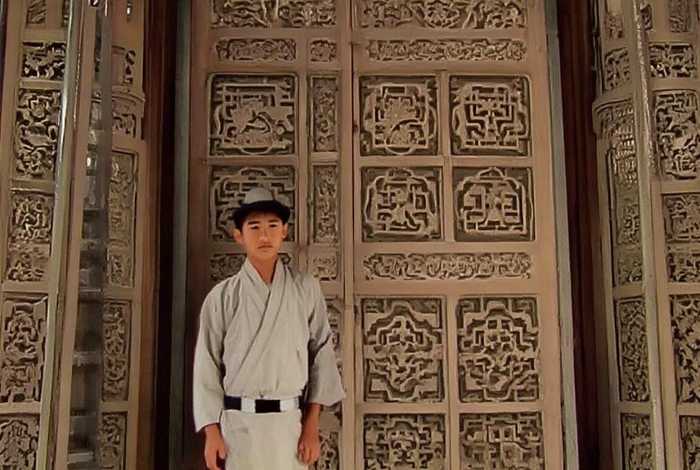 班门弄斧的故事,班门弄斧的故事20字 班门弄斧的故事,班门弄斧的故事20字