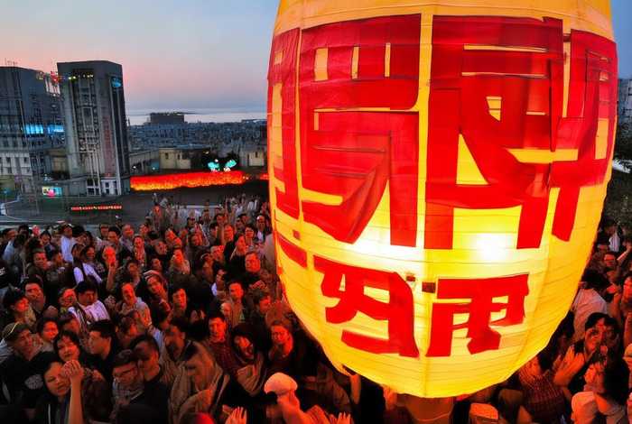 爱国爱党的红色故事、爱国爱党的红色故事300字