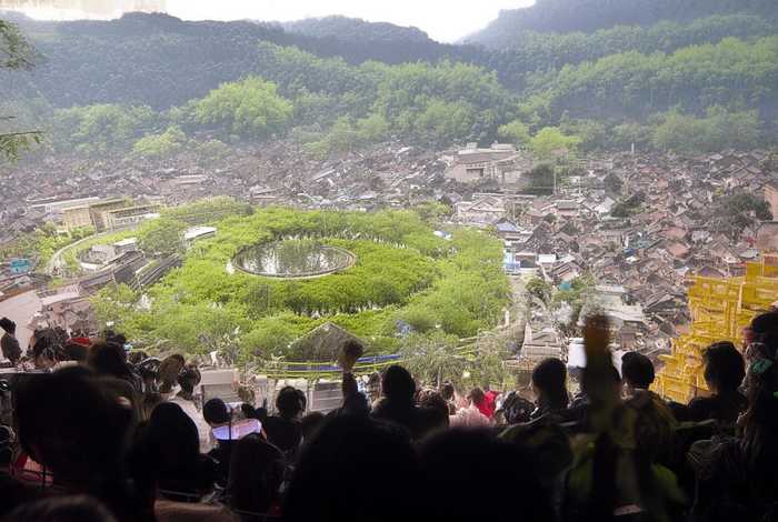 白蛇传的故事缩写 白蛇传的故事缩写50字左右 白蛇传的故事缩写 白蛇传的故事缩写50字左右