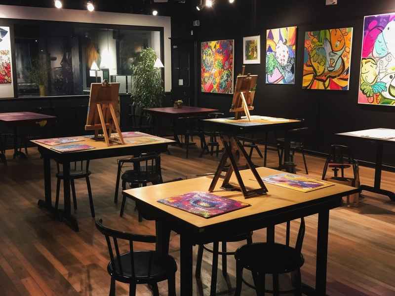 故事屋儿童艺术中心；故事屋戏剧艺术中心