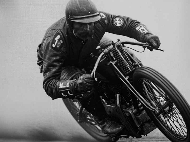 摩托车故事大全；摩托车故事大全听