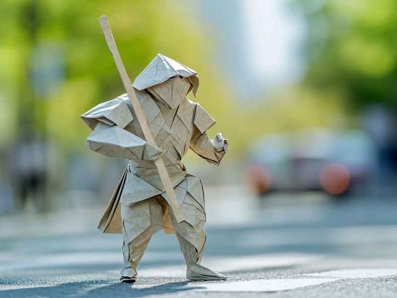 纸人的背景故事（纸人的背景故事是什么）