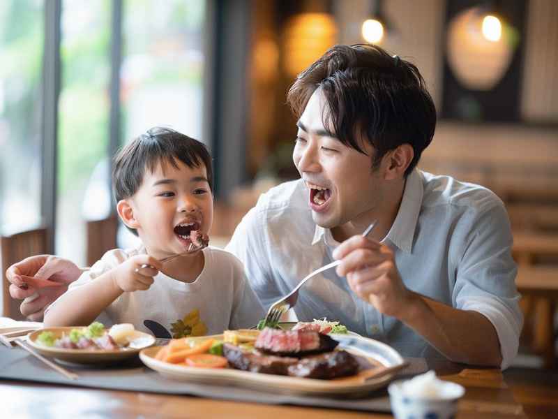 外面吃饭有小朋友吃什么比较好，外面吃饭有小朋友吃什么比较好呢