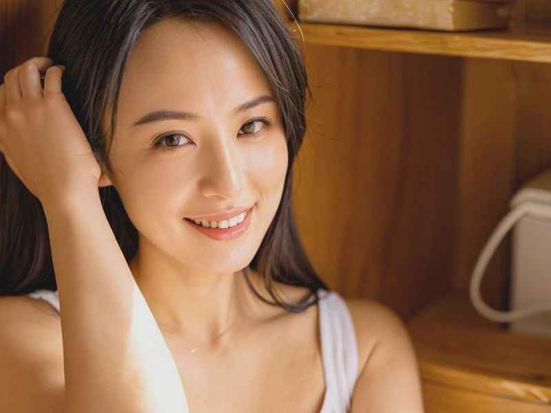 美女睡前听的故事；美女睡前听的故事有哪些