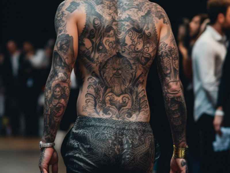 纹脸故事 - 纹脸男孩事件 纹脸故事 - 纹脸男孩事件