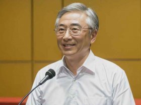林森童话；森林童话小说